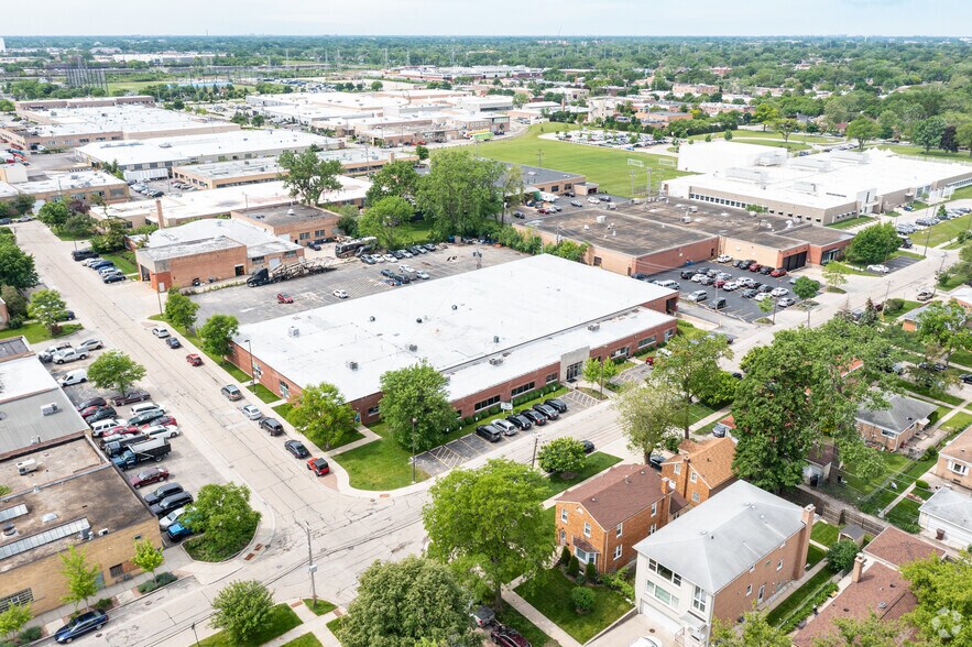More Photos Of 3401 Madison St, Skokie Warehouse For Sale