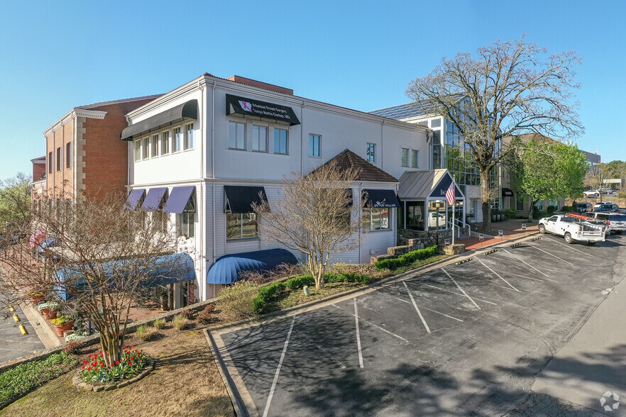 More Photos Of 8201 Cantrell Rd, Little Rock Office For Lease