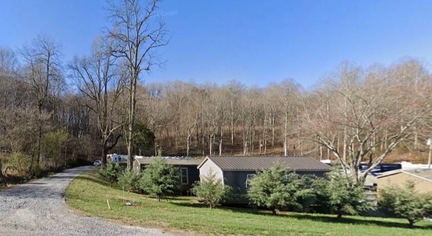 More Photos Of 2068 US-76, Hiawassee Manufactured Housing Mobile Home Park For Sale