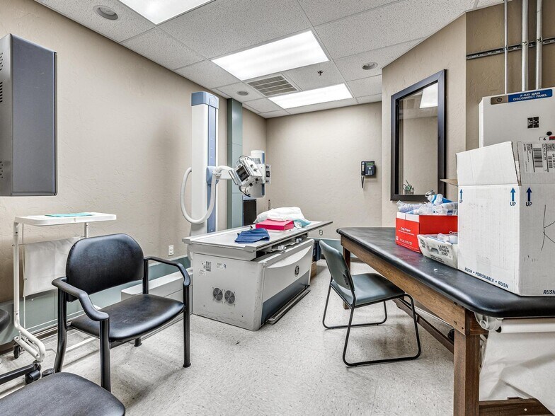 More Photos Of 1468 N Mustang Rd, Mustang Healthcare For Sale