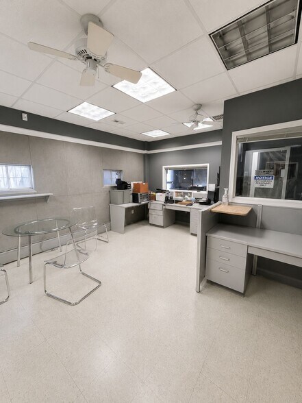 More Photos Of 3632 S 3rd St, Philadelphia Food Processing For Lease