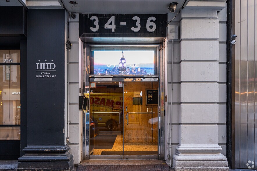 More Photos Of 34 W 33rd St, New York Office For Lease