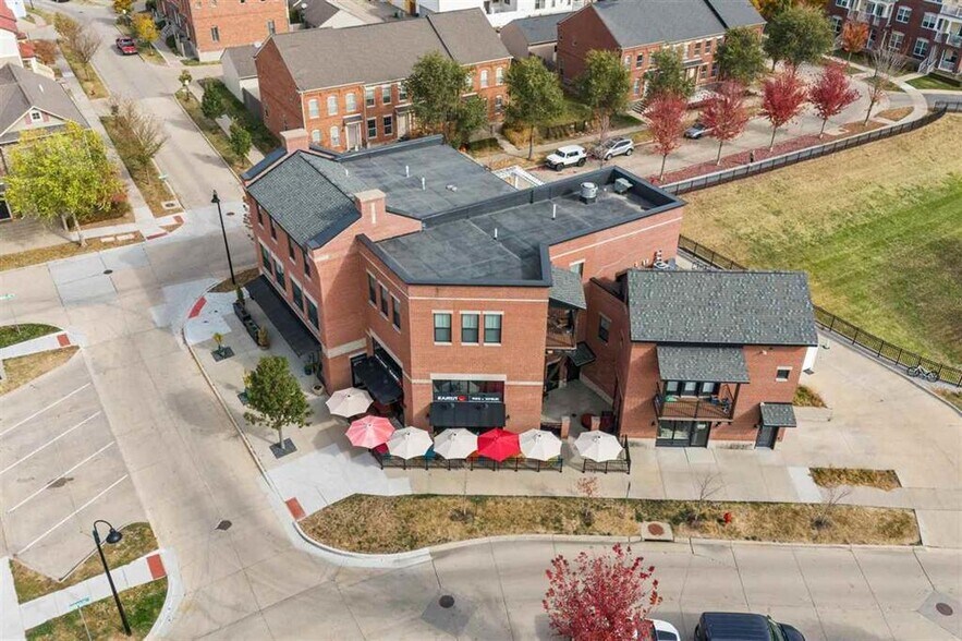 More Photos Of 1010 Martin St, Iowa City Office For Sale