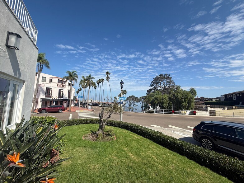 More Photos Of 7880 Exchange Pl, La Jolla Freestanding For Lease