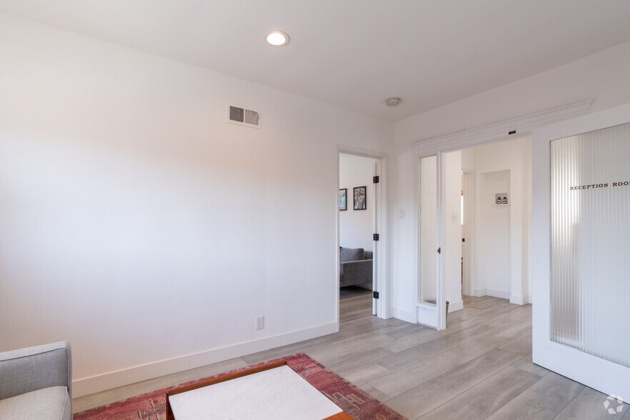 More Photos Of 4185-4187 Piedmont Ave, Oakland Medical For Sale