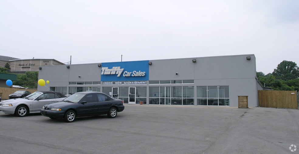More Photos Of 4040 Lebanon Pike, Hermitage Freestanding For Lease
