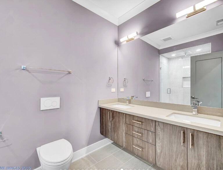 More Photos Of 1937 S Canalport Ave, Chicago Apartments For Sale