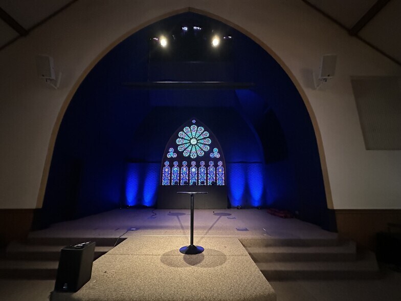 More Photos Of 2308 E Belleview Pl, Milwaukee Specialty For Sale