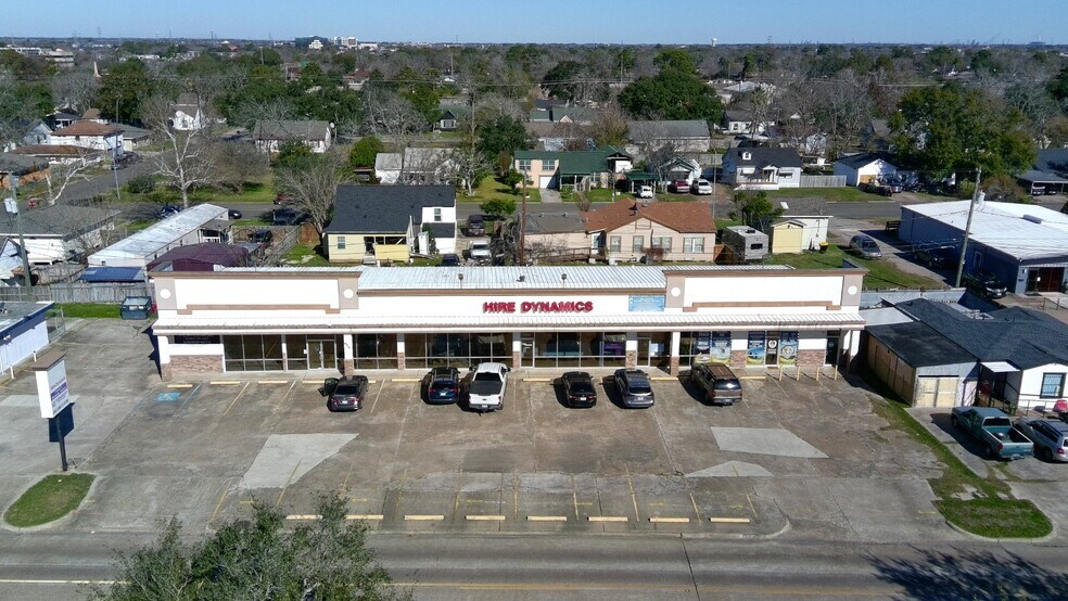 Primary Photo Of 614 Park St, Baytown Storefront For Lease