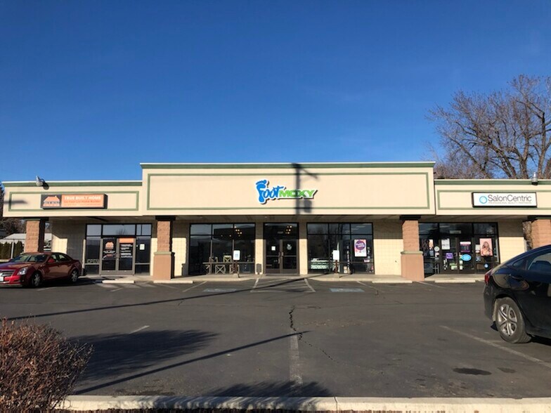 More Photos Of 2201 W Nob Hill Blvd, Yakima Freestanding For Lease