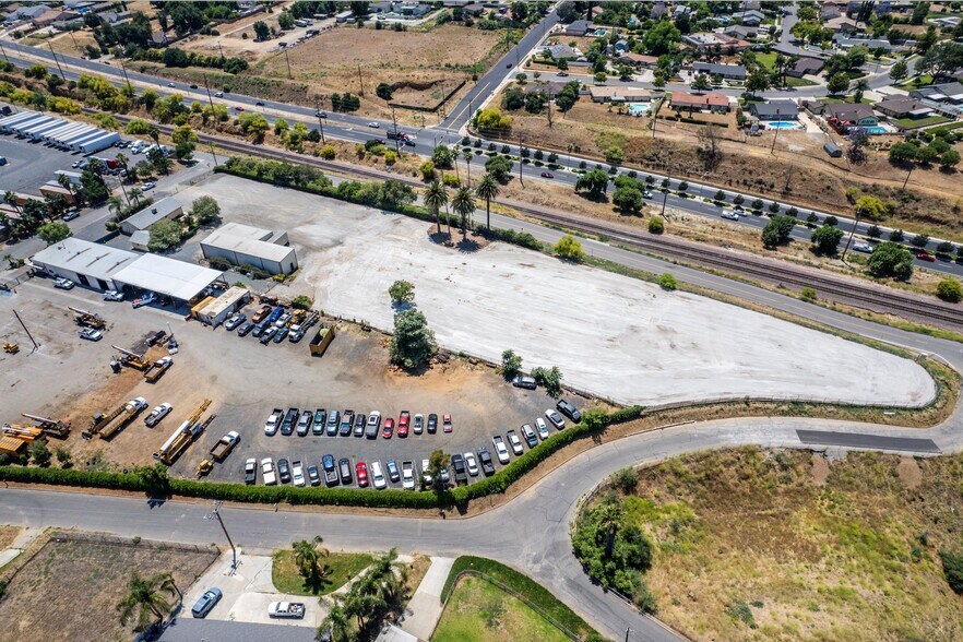 More Photos Of 21600 Walnut Ave, Grand Terrace Warehouse For Sale