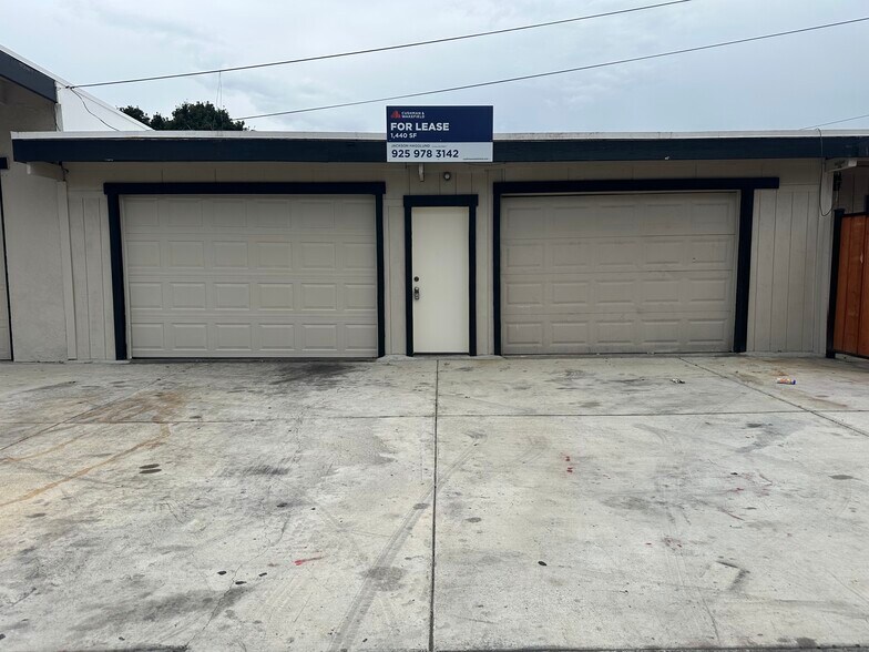 More Photos Of 22750 Alice St, Hayward Service For Lease