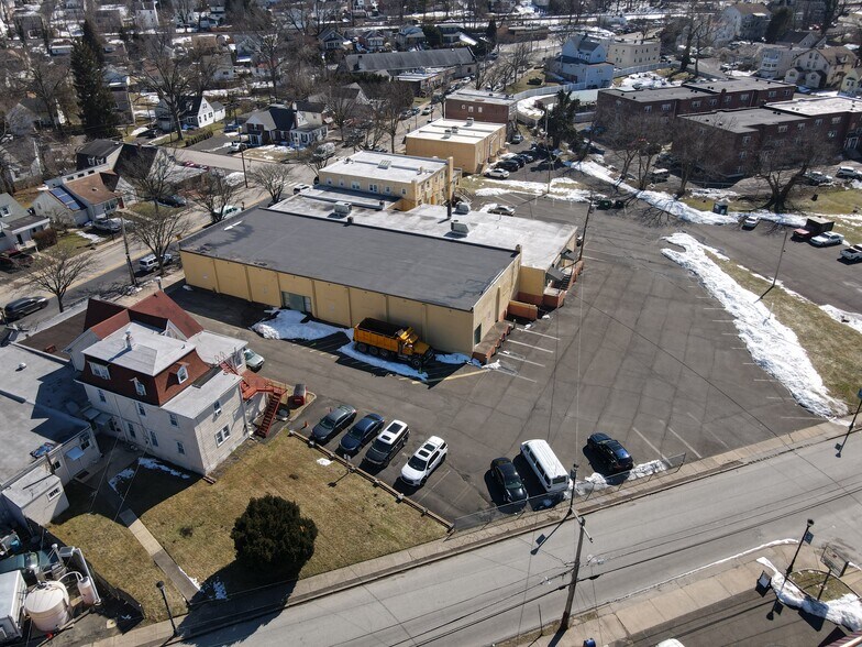 More Photos Of 1180 Easton Rd, Abington Storefront Retail Office For Sale