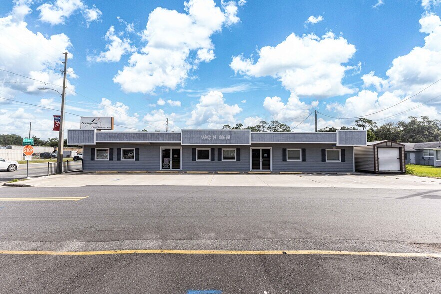 More Photos Of 700 N Main St, Wildwood Freestanding For Sale
