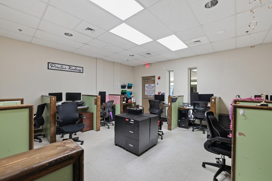 More Photos Of 5101 N Jackson Rd, McAllen Rehabilitation Center For Lease