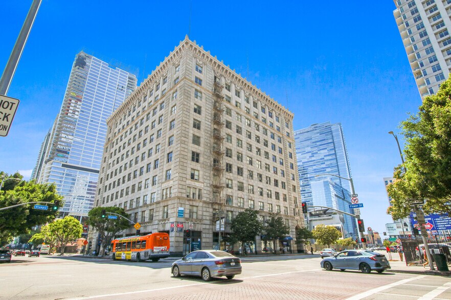 More Photos Of 710-714 W Olympic Blvd, Los Angeles Office For Lease