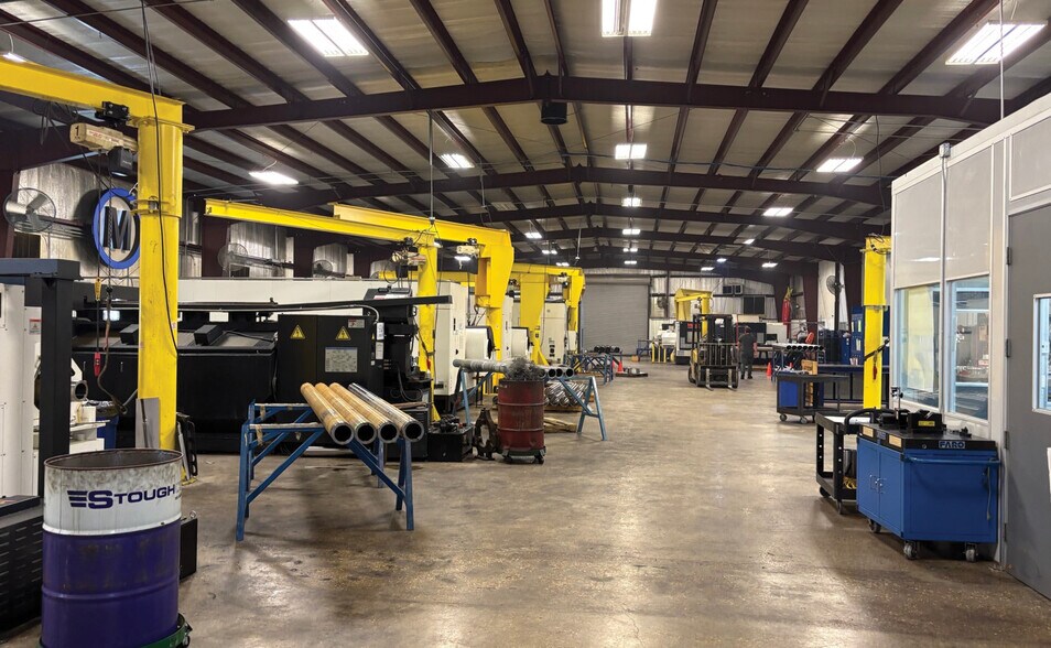 More Photos Of 3655 W Park Ave, Gray Industrial For Sale