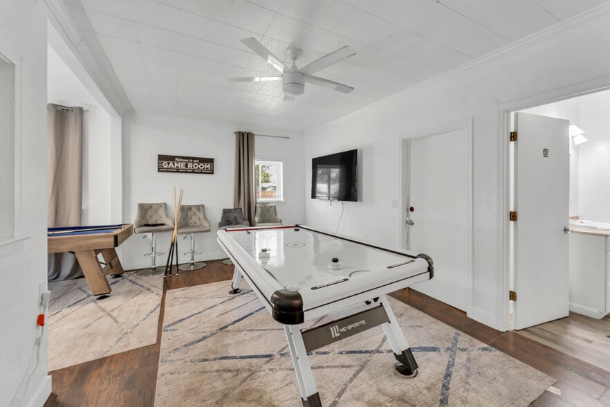 More Photos Of 511 G St, Galt Assisted Living For Sale