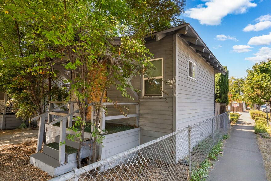 More Photos Of 16005 Mateo St, San Leandro Apartments For Sale
