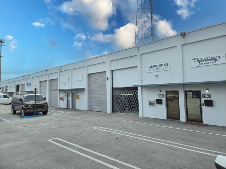 Primary Photo Of 5261-5277 NW 161st St, Hialeah Warehouse For Lease