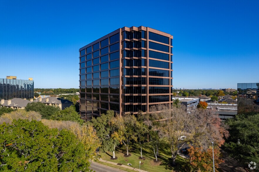 Primary Photo Of 2925 Briarpark Dr, Houston Office For Sale
