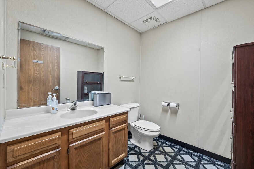 More Photos Of 69150 Skinner Dr, Richmond Warehouse For Sale