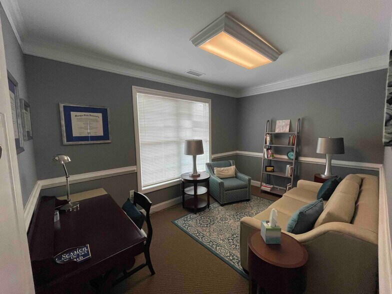 More Photos Of 3950 Cobb Pky NW, Acworth Office For Lease