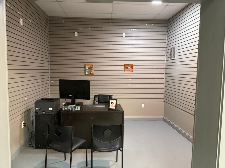More Photos Of 805-917 SW 17th Ave, Delray Beach Warehouse For Lease