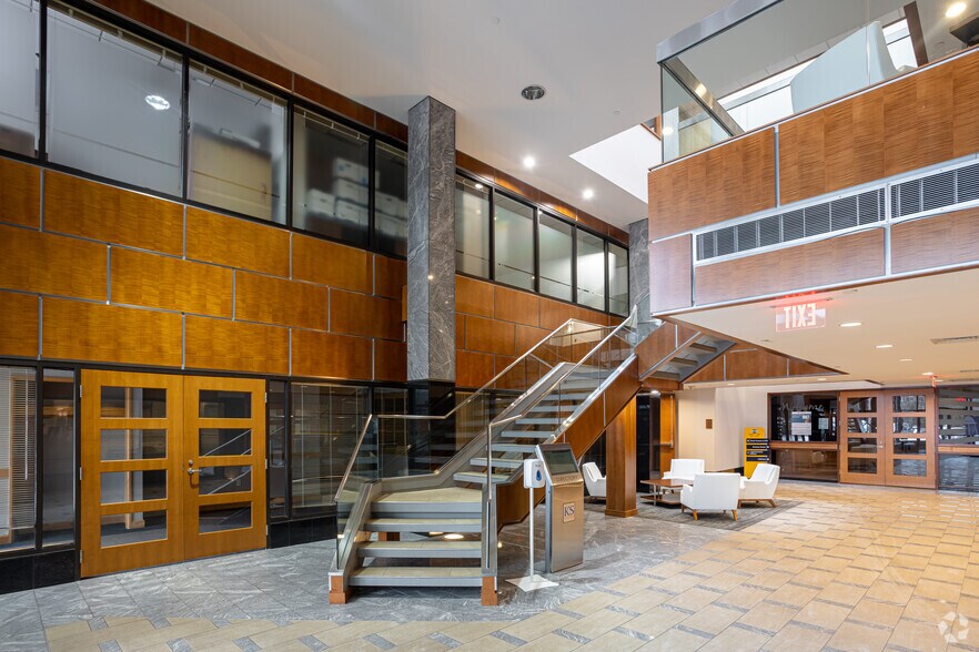 More Photos Of 300 Granite St, Braintree Office For Lease