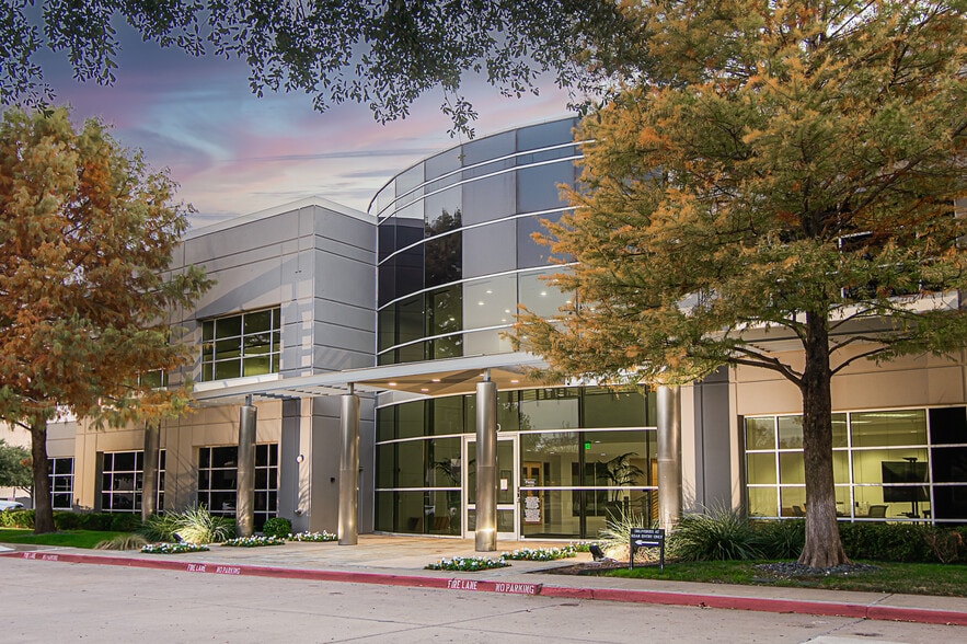 More Photos Of 6100 Tennyson Pky, Plano Unknown For Lease