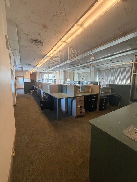 More Photos Of 1575 Brunswick Ave, Lawrence Township Cumberland Bank For Lease