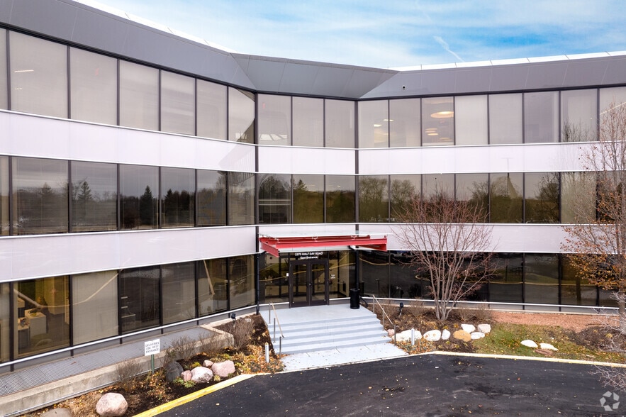More Photos Of 2275 Half Day Rd, Bannockburn Office For Sale