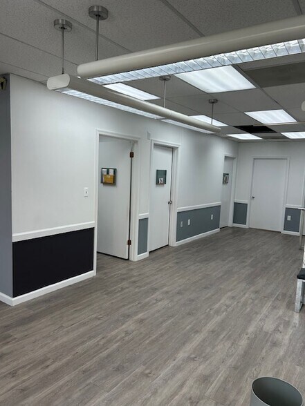 More Photos Of 18500-18540 Office Park Dr, Gaithersburg Medical For Lease