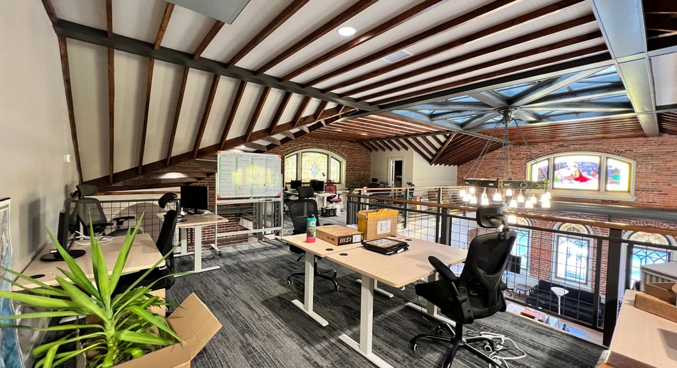 More Photos Of 1741 Frankfort Ave, Louisville Apartments For Lease