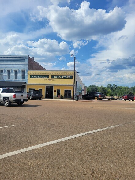 Primary Photo Of , Crockett General Retail For Sale