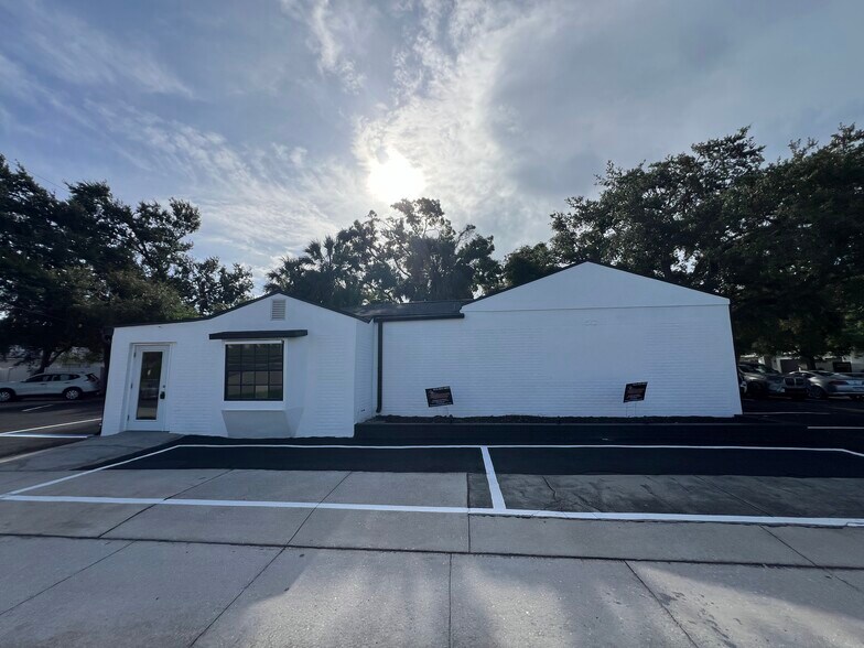 More Photos Of 512 S Dale Mabry Hwy, Tampa Medical For Lease