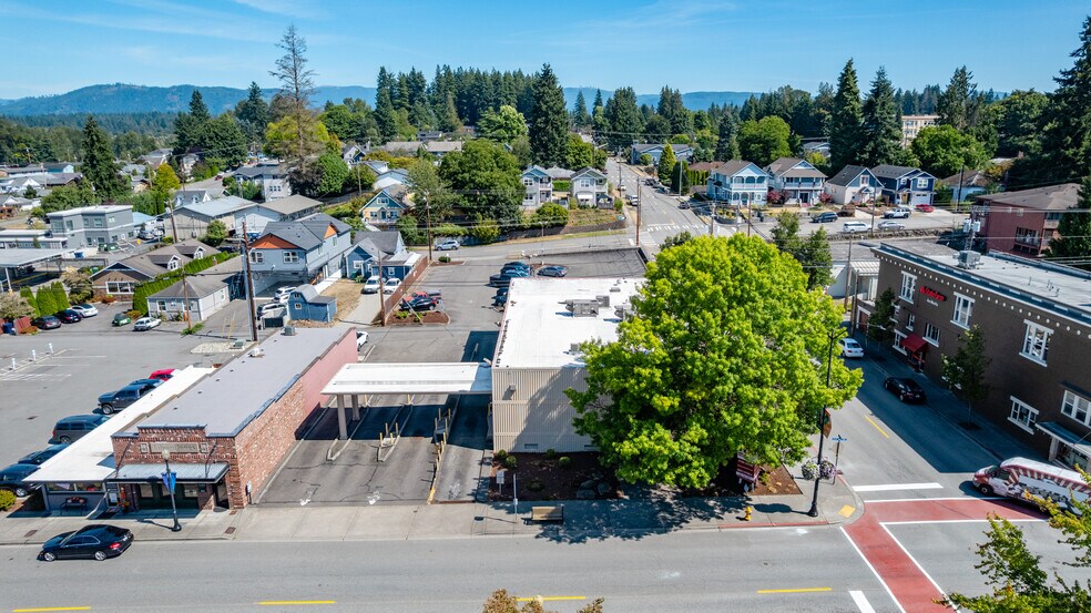 More Photos Of 501 N Olympic Ave, Arlington Bank For Lease