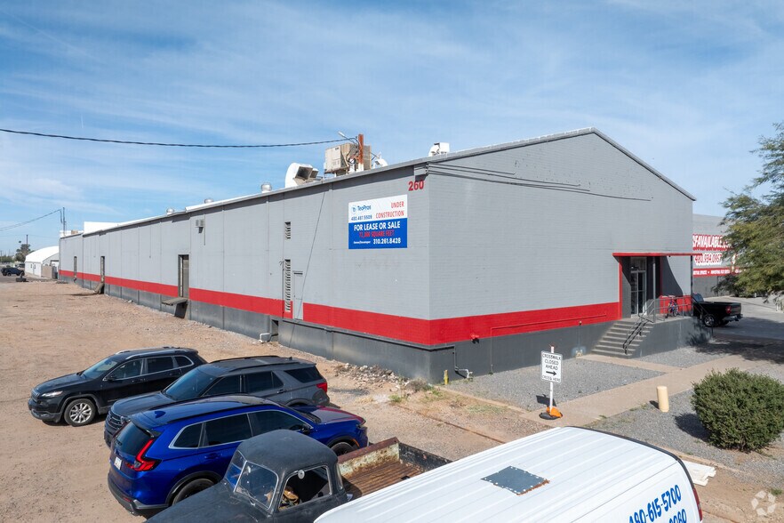 More Photos Of 260 S Hibbert St, Mesa Warehouse For Lease