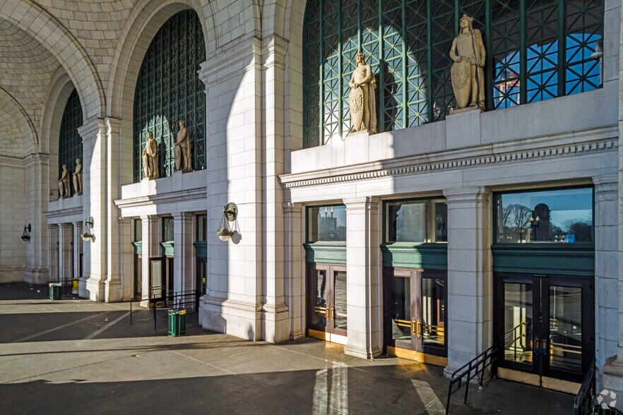 More Photos Of 40-60 Massachusetts Ave NE, Washington General Retail For Lease