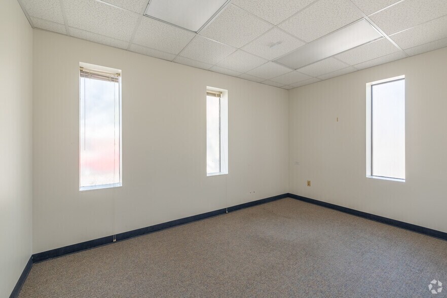 More Photos Of 613-627 Walnut St, Mckeesport Medical For Sale