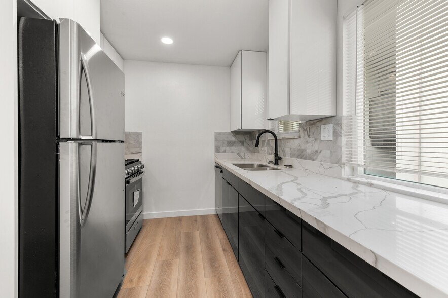 More Photos Of 3828 Arizona St, San Diego Apartments For Sale