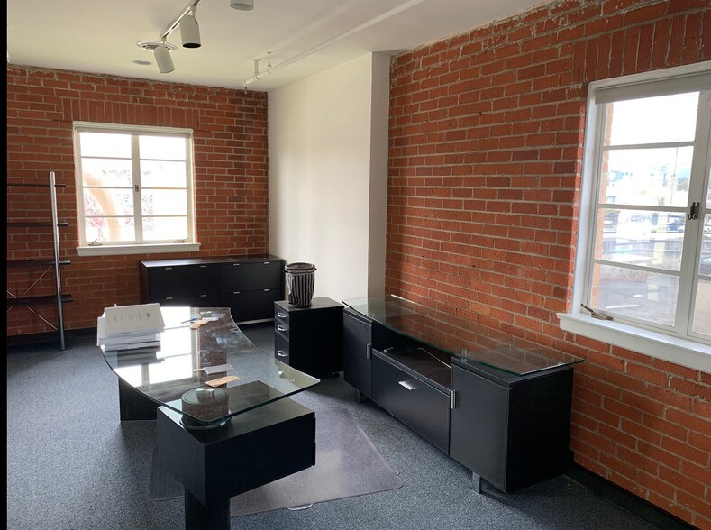 More Photos Of 8758-8764 Venice Blvd, Los Angeles Office For Lease