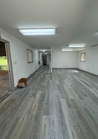 More Photos Of 900 Highway 54 E, Fayetteville Unknown For Lease