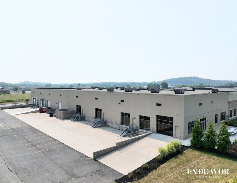 More Photos Of 7910 Lehigh Crossing, Victor Showroom For Sale