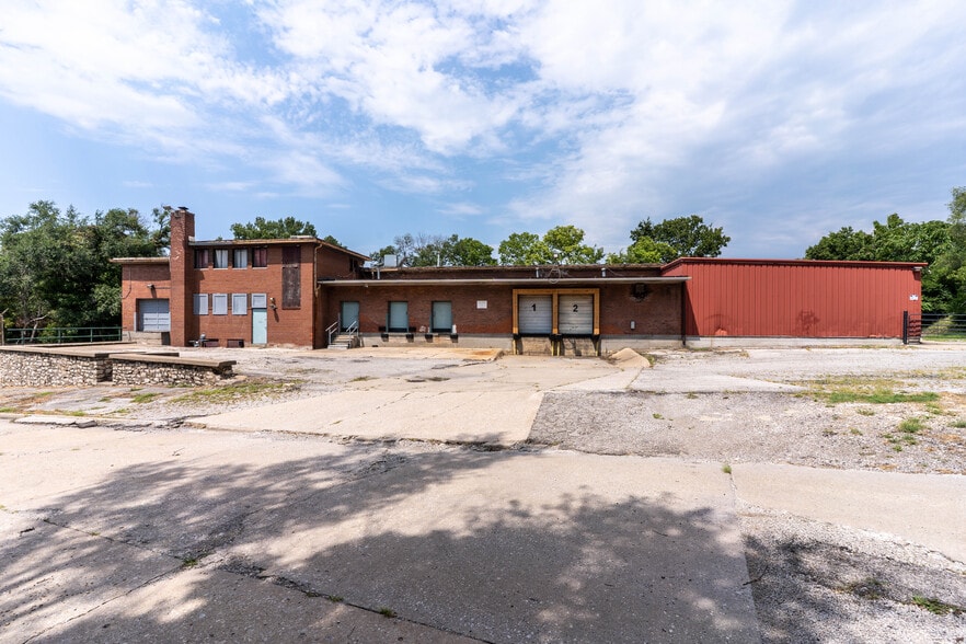 Primary Photo Of 1400 E 2nd St, Kansas City Manufacturing For Lease
