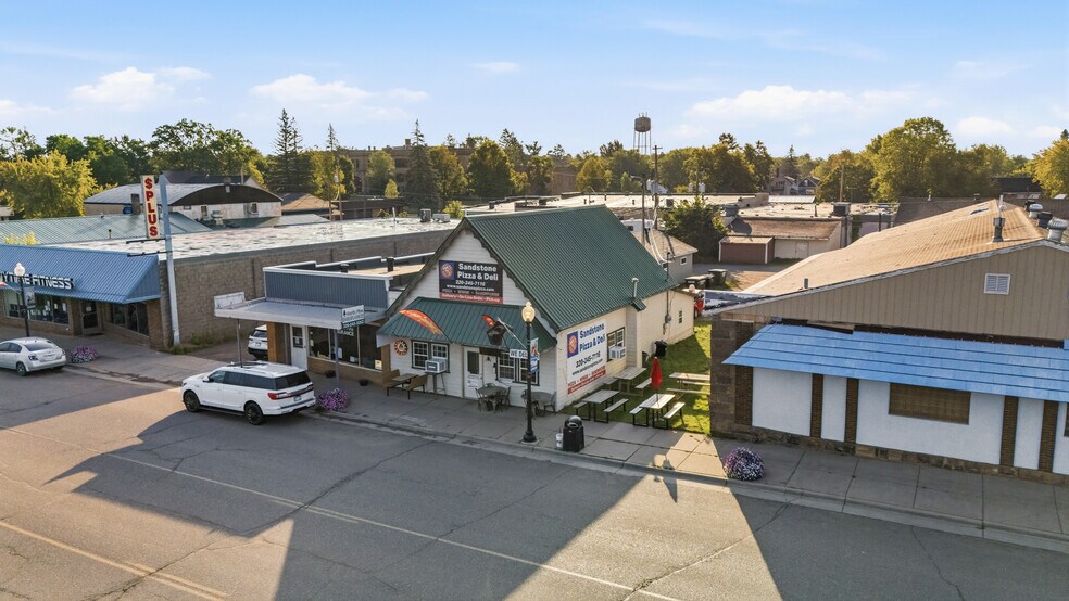 More Photos Of 410 Main St, Sandstone Restaurant For Sale