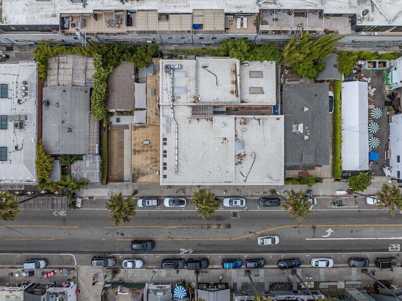 More Photos Of 1231 Abbot Kinney Blvd, Venice General Retail For Lease