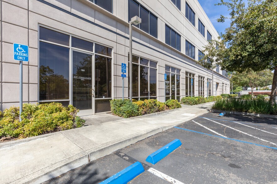 More Photos Of 333 Sunset Ave, Suisun City Medical For Lease