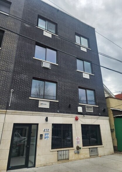 Primary Photo Of 872 Home St, Bronx Multifamily For Sale