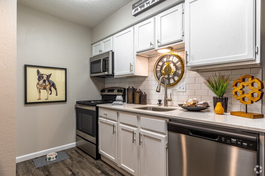 More Photos Of 3304 Golden Rd, Tyler Apartments For Sale